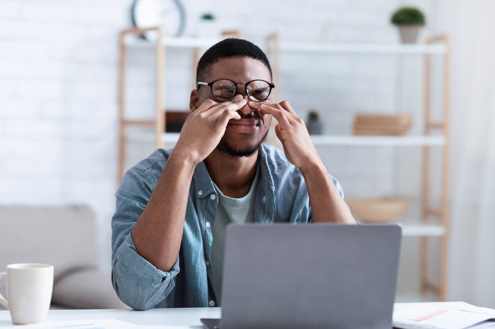 Headache Light Sensitivity: Causes and Relief - Vynix